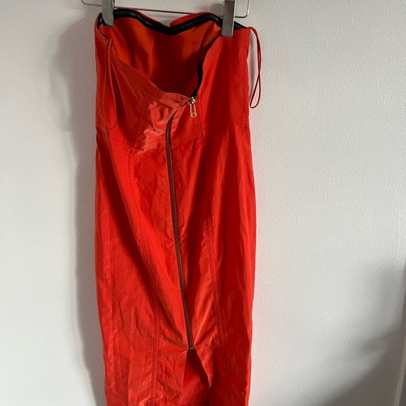 Veronica Beard Orange Body Con Dress, size 6 - Picture 3 of 5